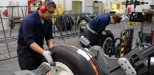 2AX7X CDC : Can you pass the Aerospace Maintenance Craftsman Test?